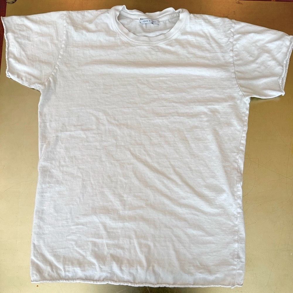 John Elliot white ribbed t shirt (sleeve and bottom) size small